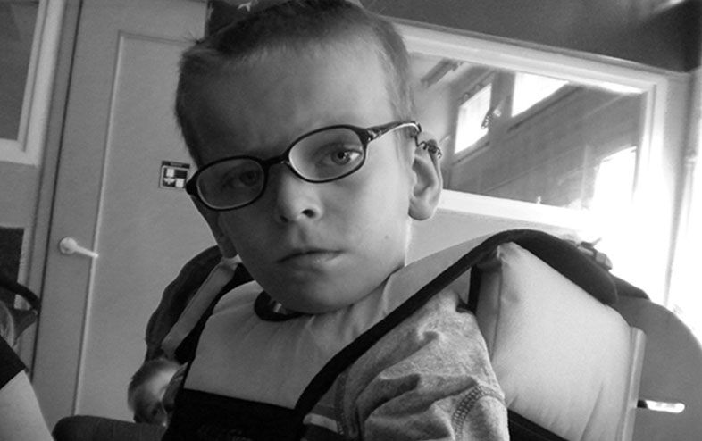 Szymon potrzebuje specjalnego siedziska