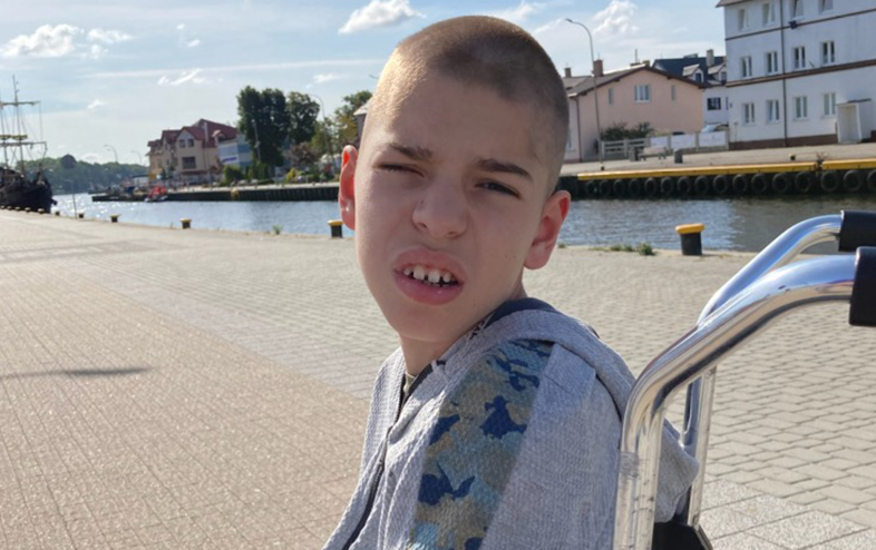 Padaczka niszczy mózg Olafa. Pomóż!