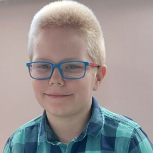 Nie pozwól na to by Mikołaj stracił nóżkę!