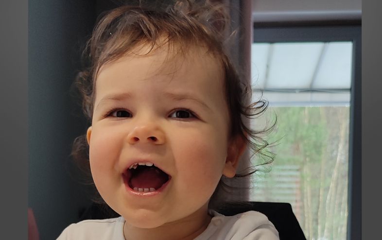 Operacja serca w Stanford, jedyna szansa na życie 2-letniej Milenki! Pomóż!