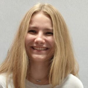 Amelka walczy o sprawność. Pomóż!