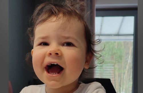 Operacja serca w Stanford, jedyna szansa na życie 2-letniej Milenki! Pomóż!