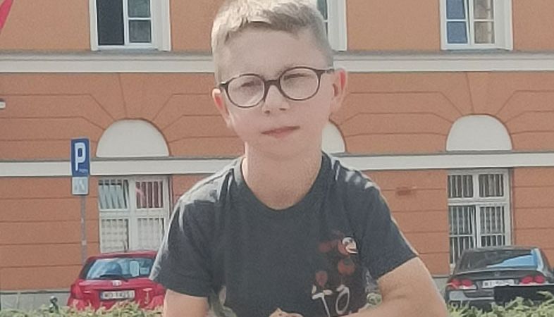 Dłoń Miłosza wymaga operacji