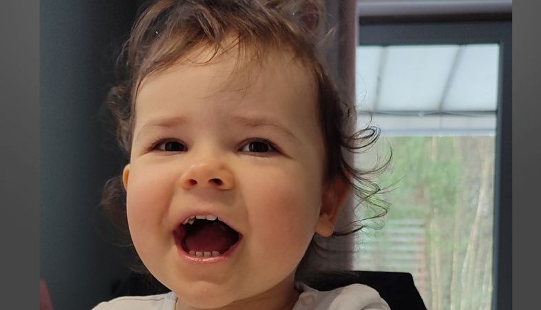 Operacja serca w Stanford, jedyna szansa na życie 2-letniej Milenki! Pomóż!