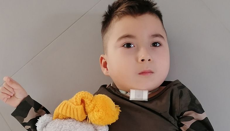 Michałek cierpi na ciężką chorobę genetyczną. Pomóż!